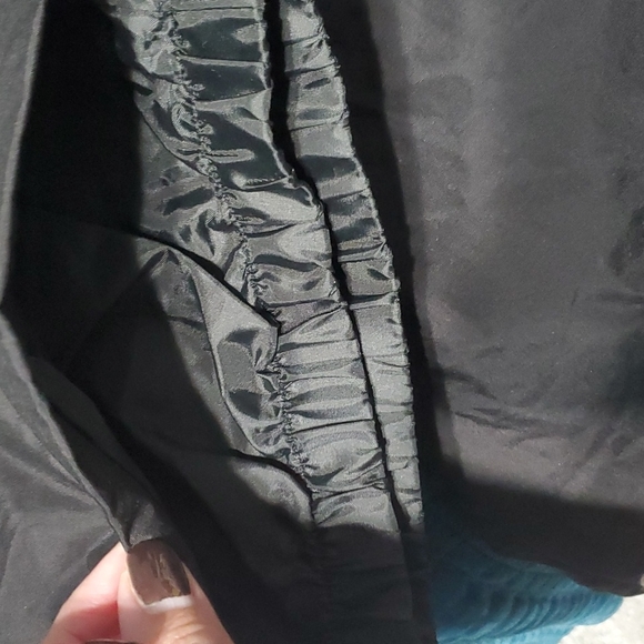 Mens snow pants like new - Picture 7 of 8